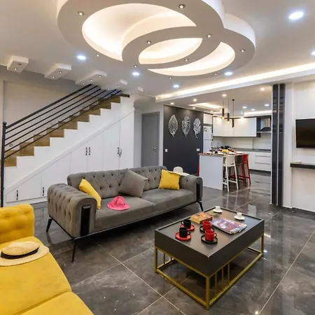 Yesilkoy 2 Bedroom 6022 칼칸